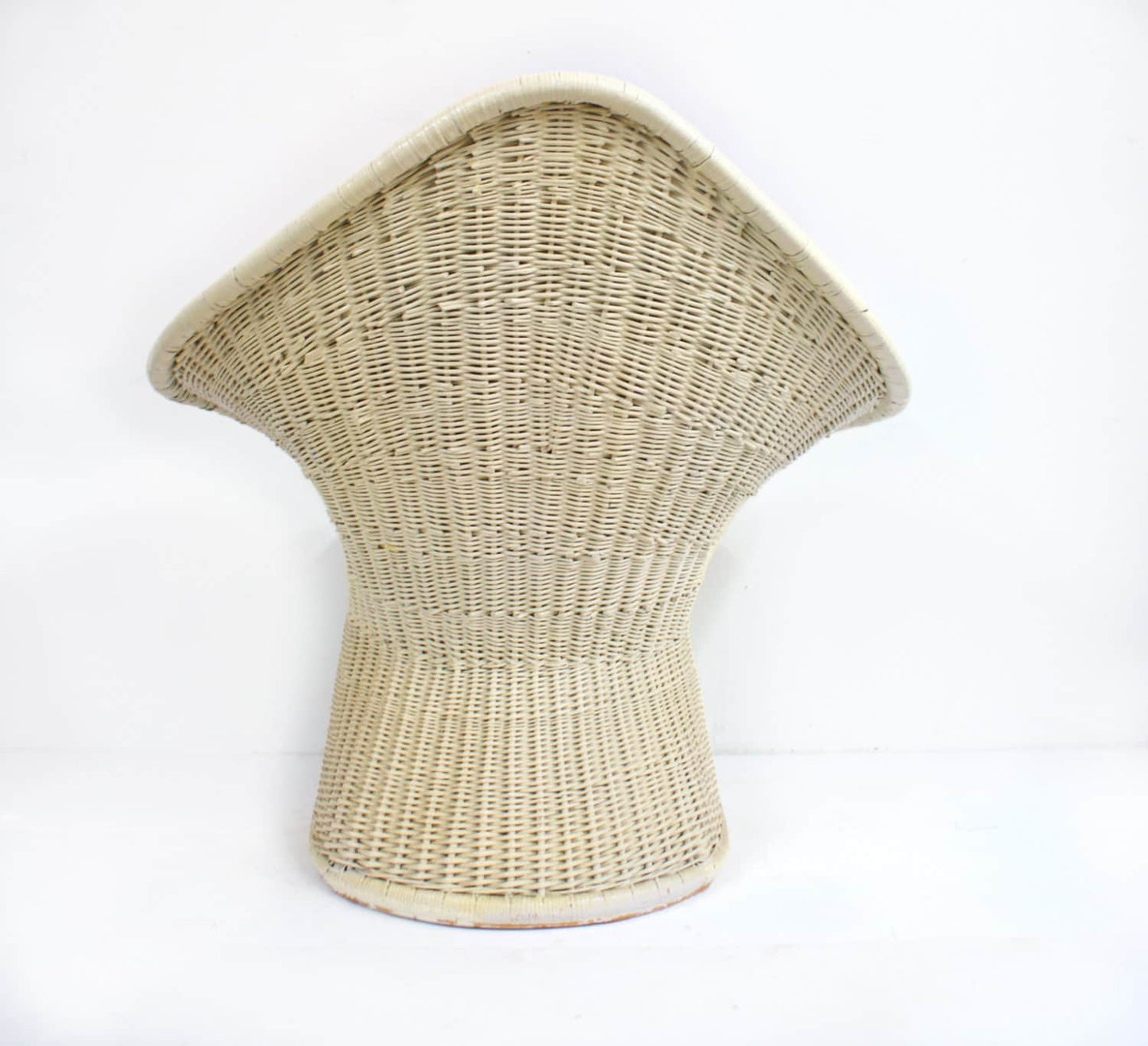 Pair of 1970s Arthur Elrod Orange Spade Large Lounge Chairs by McGuire Hollywood Regency Palm Beach Modern